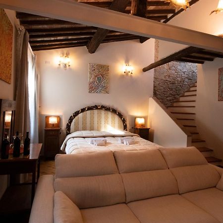 モンタルチーノ Il Palazzo Del Cardinale Bed & Breakfast エクステリア 写真