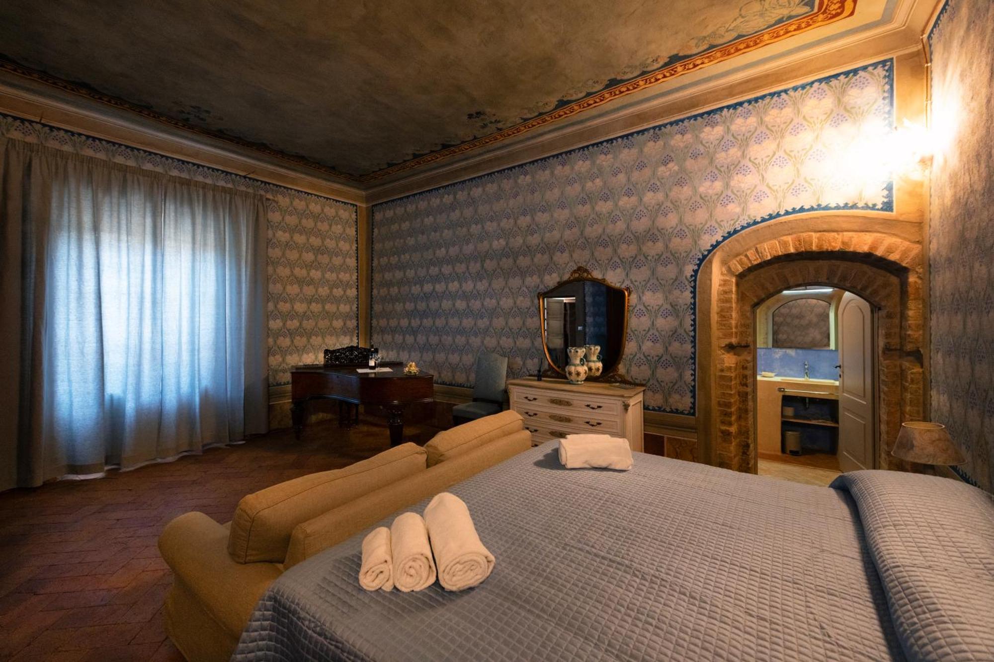 モンタルチーノ Il Palazzo Del Cardinale Bed & Breakfast エクステリア 写真