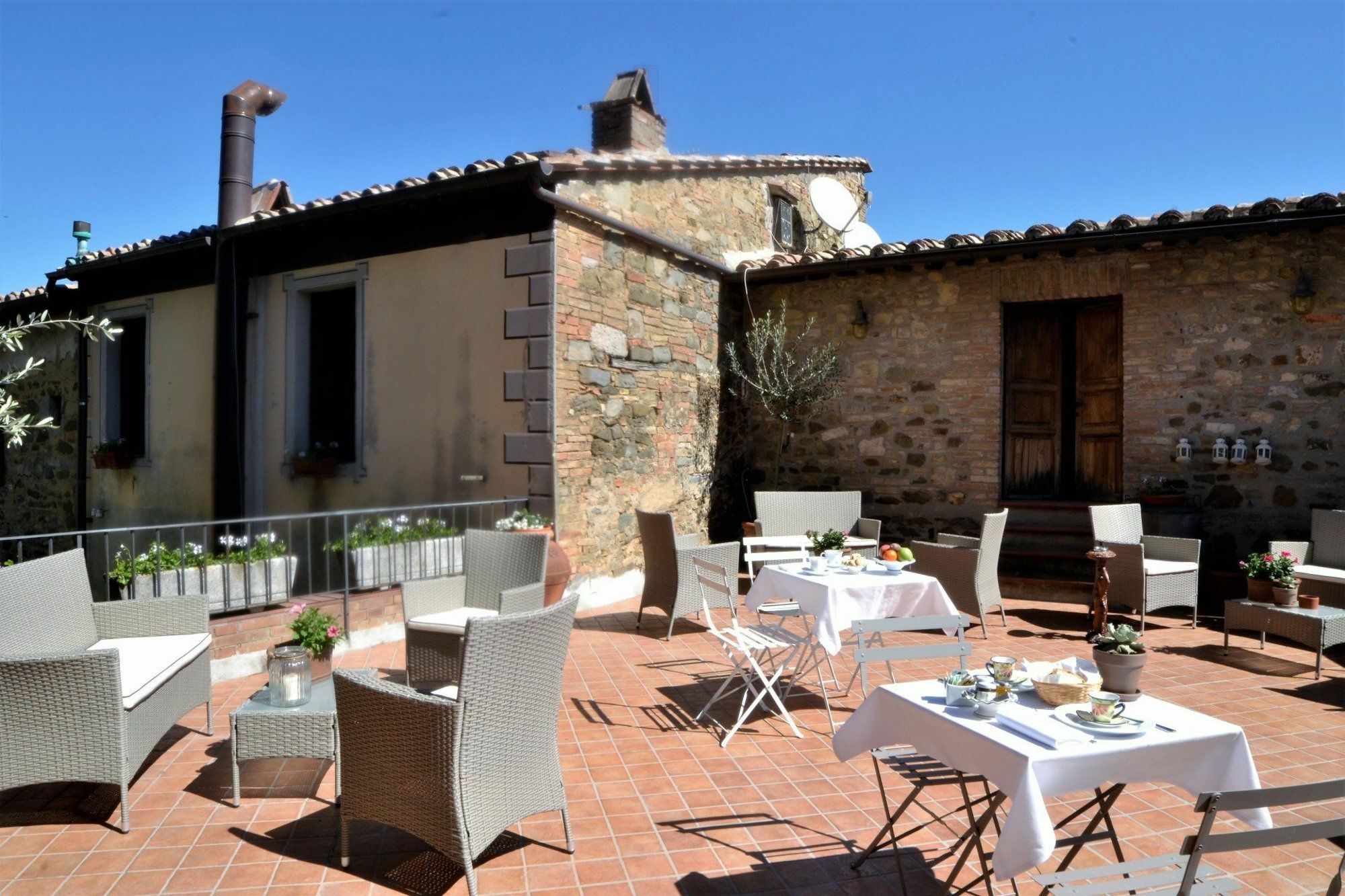 モンタルチーノ Il Palazzo Del Cardinale Bed & Breakfast エクステリア 写真